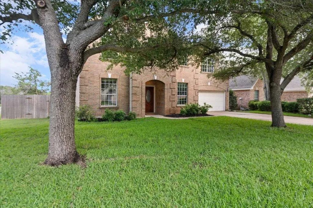 10801 Beachmont Lane Austin TX 78739