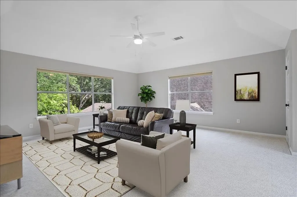 10801 Beachmont Lane Austin TX 78739
