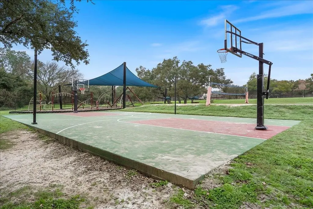 10801 Beachmont Lane Austin TX 78739