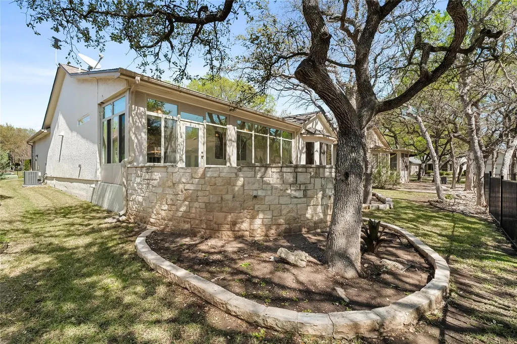 103 Harness Lane Georgetown TX 78633