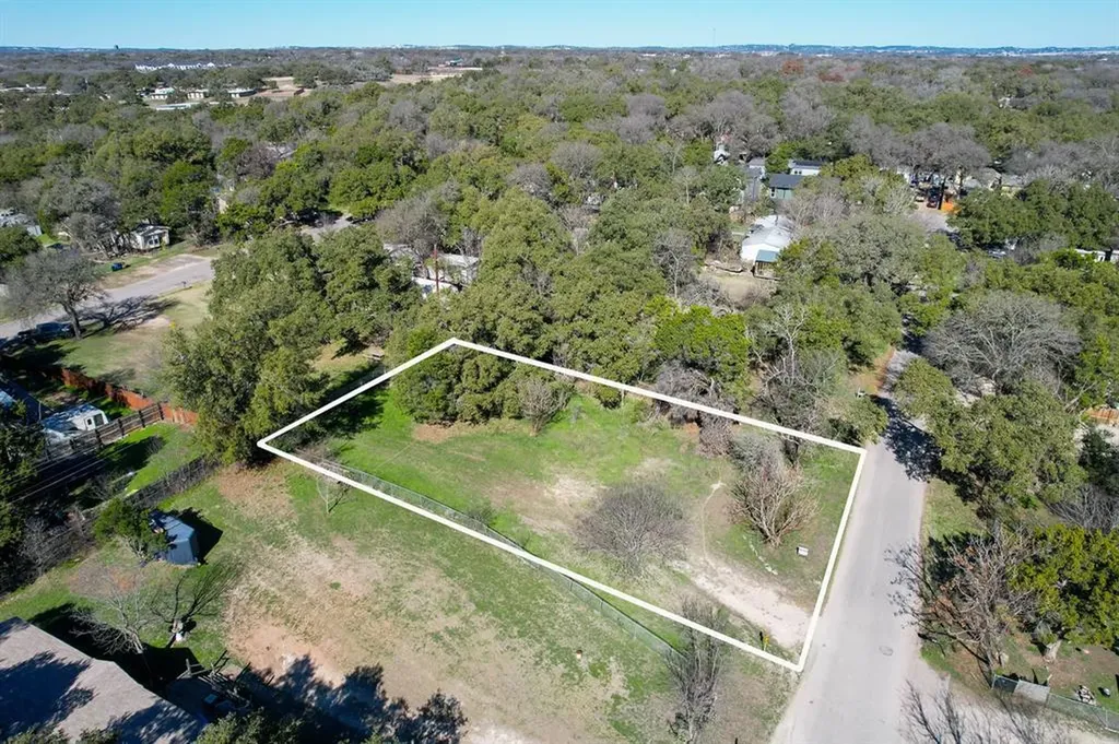 7904 Persimmon Trail Austin TX 78745