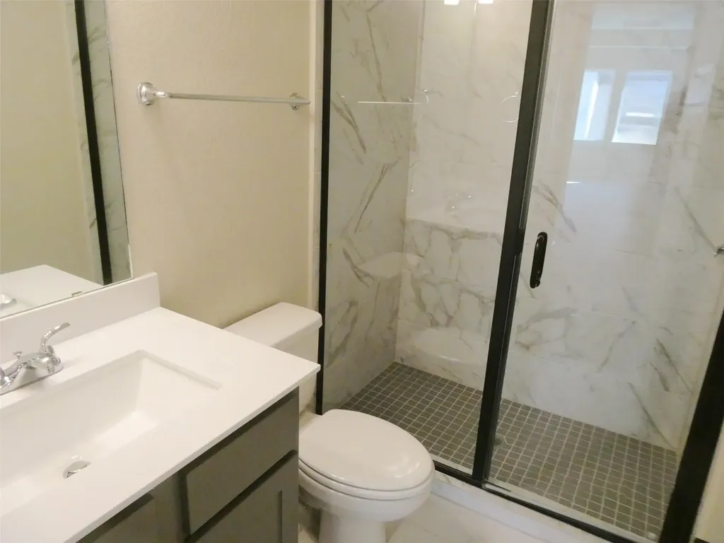 8621 Thompson Teal Trail Austin TX 78744