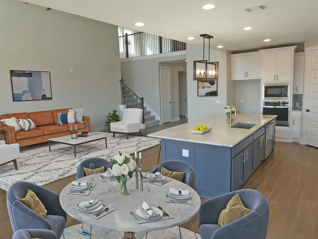 8621 Thompson Teal Trail Austin TX 78744