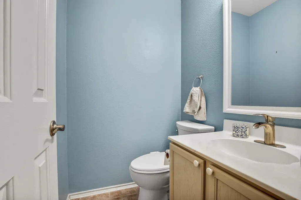 1317 Bradbury Lane Austin TX 78753