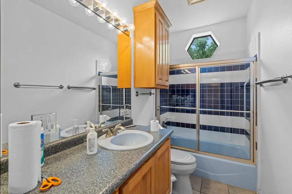 313 Lagoon Loop Horseshoe Bay TX 78657