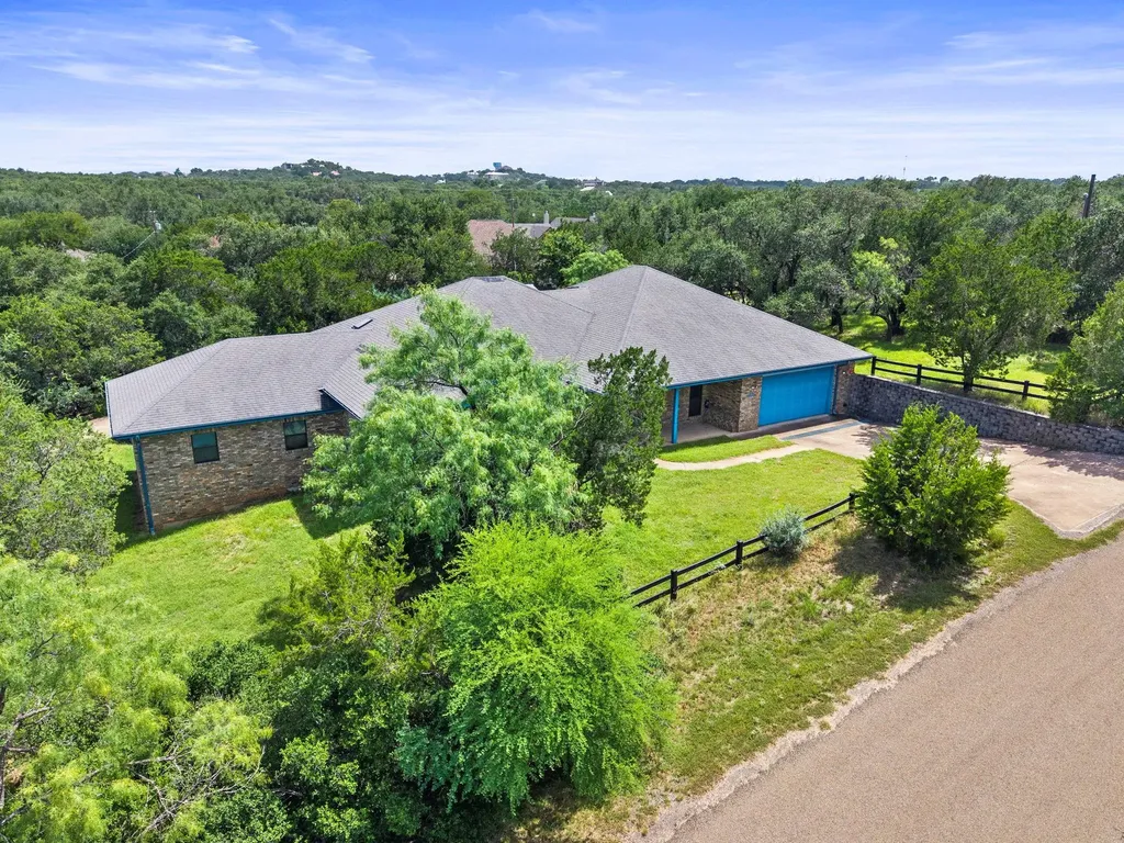 313 Lagoon Loop Horseshoe Bay TX 78657