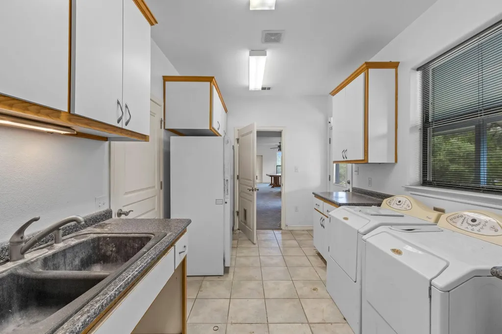 313 Lagoon Loop Horseshoe Bay TX 78657