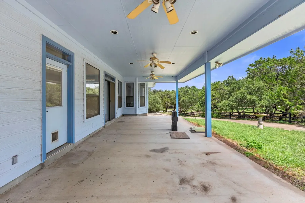 313 Lagoon Loop Horseshoe Bay TX 78657
