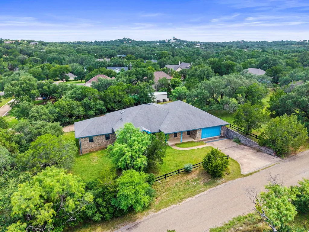 313 Lagoon Loop Horseshoe Bay TX 78657