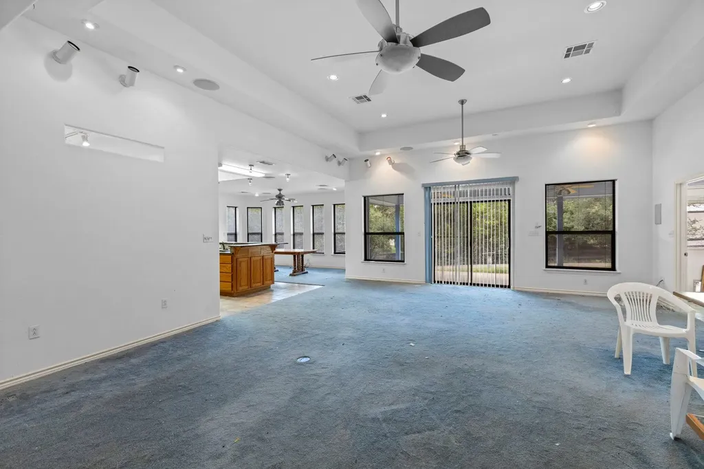 313 Lagoon Loop Horseshoe Bay TX 78657
