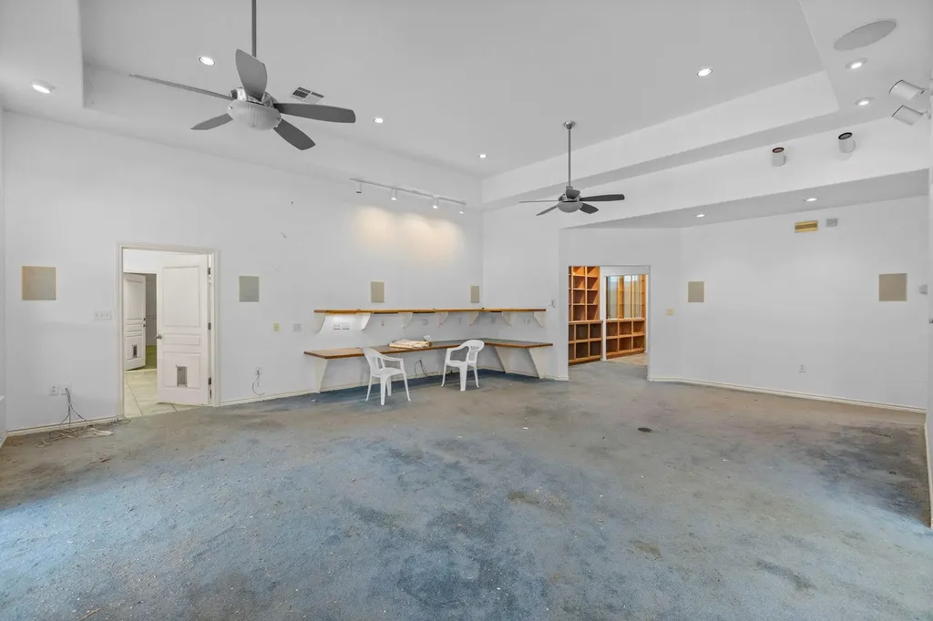 313 Lagoon Loop Horseshoe Bay TX 78657