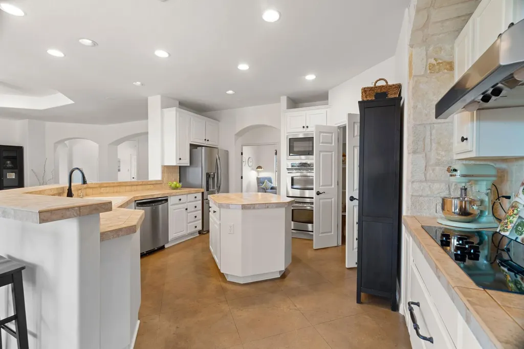 1426 Shelton Ranch Road Dripping Springs TX 78620
