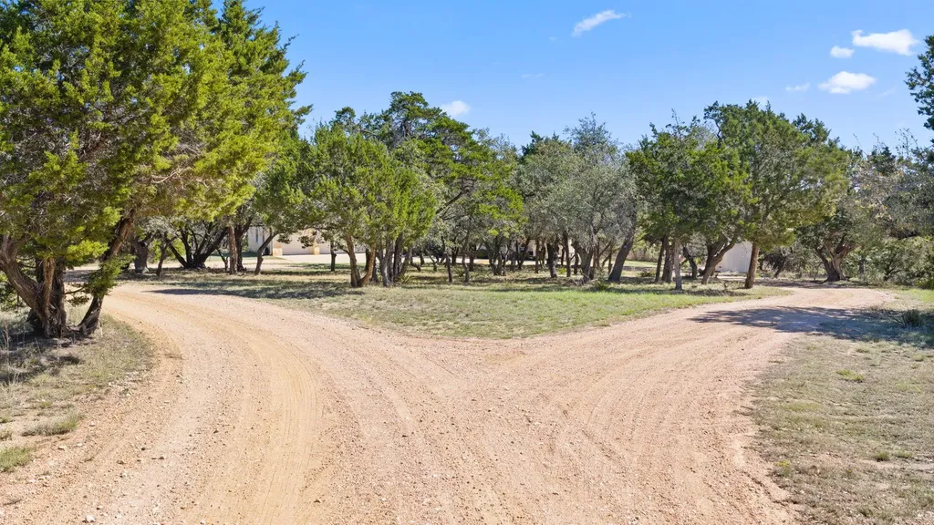 1426 Shelton Ranch Road Dripping Springs TX 78620