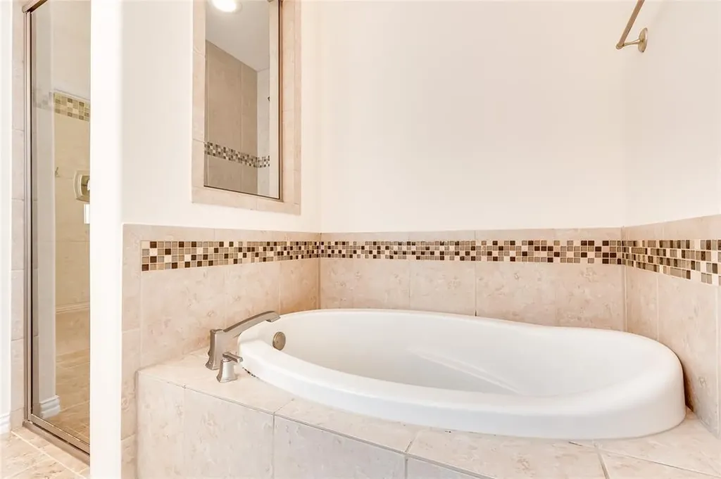 176 Venice Cove Austin TX 78737