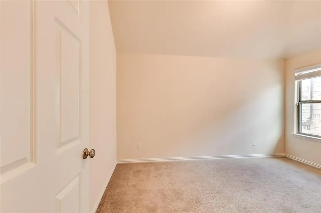 176 Venice Cove Austin TX 78737