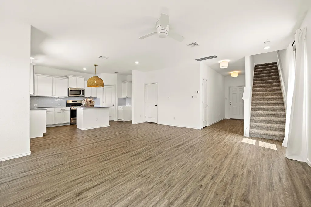 8002 Prairie Rye Drive Lago Vista TX 78645