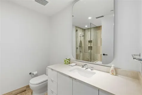 1211 W Riverside Drive W Austin TX 78704
