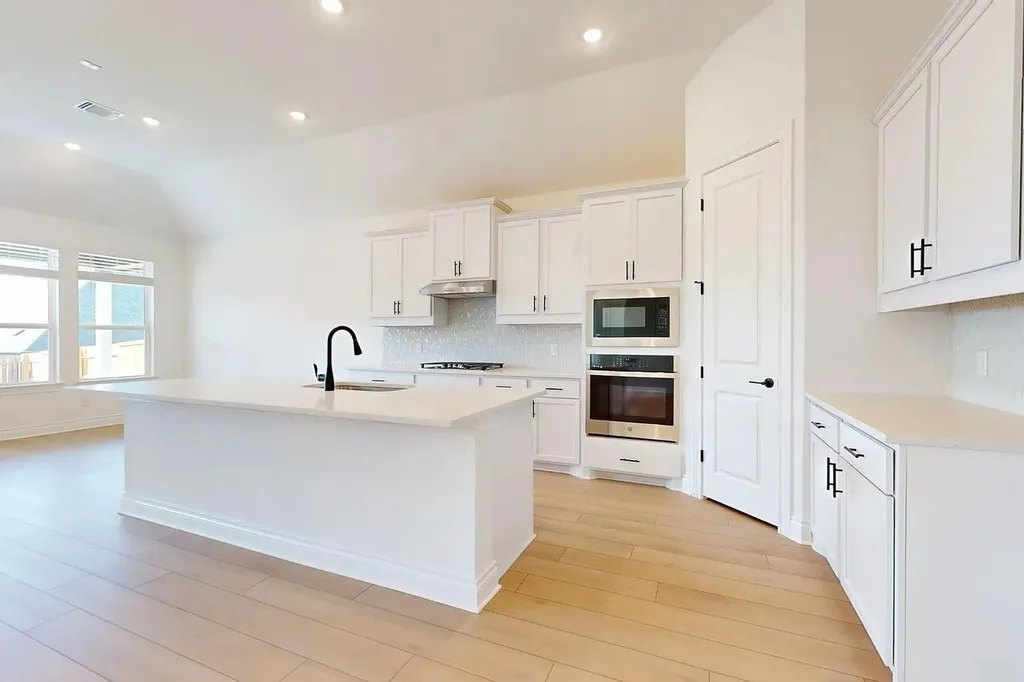 1208 White Daisy Lane Georgetown TX 78628