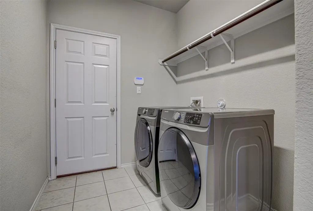 2012 La Gabriella Lane Leander TX 78641
