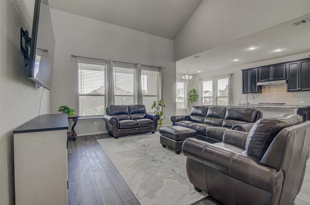 2012 La Gabriella Lane Leander TX 78641