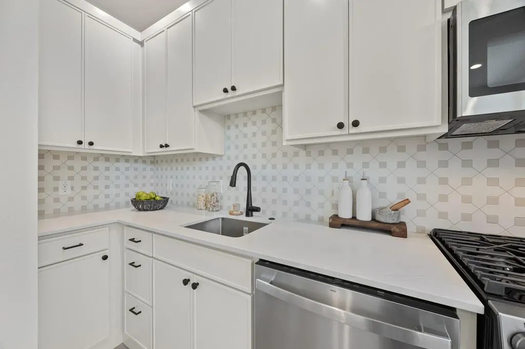 6502 Porter Street Austin TX 78741