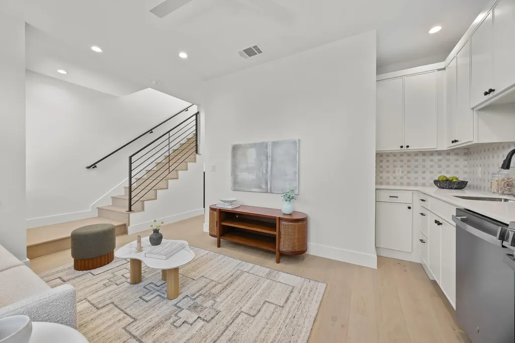 6502 Porter Street Austin TX 78741