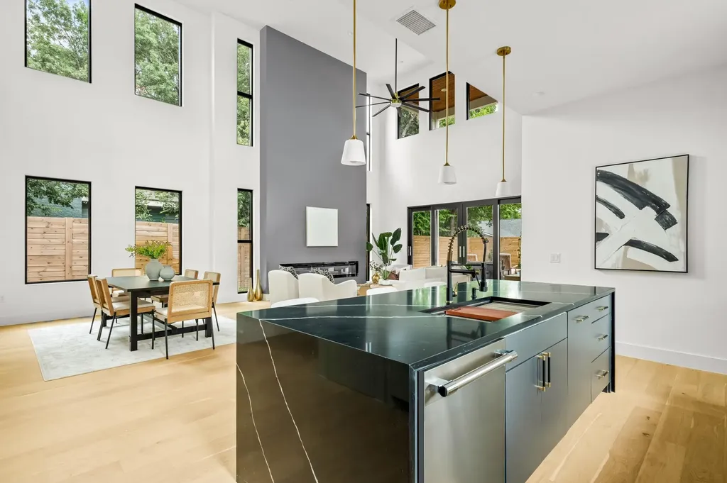 1901 W Saint Johns Avenue Austin TX 78757