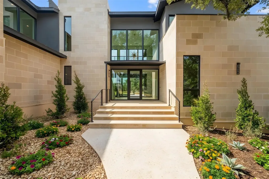 111 Orange Plume Horseshoe Bay TX 78657