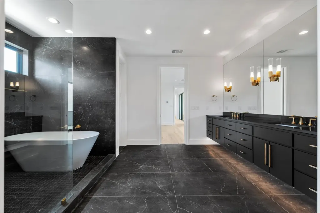 111 Orange Plume Horseshoe Bay TX 78657
