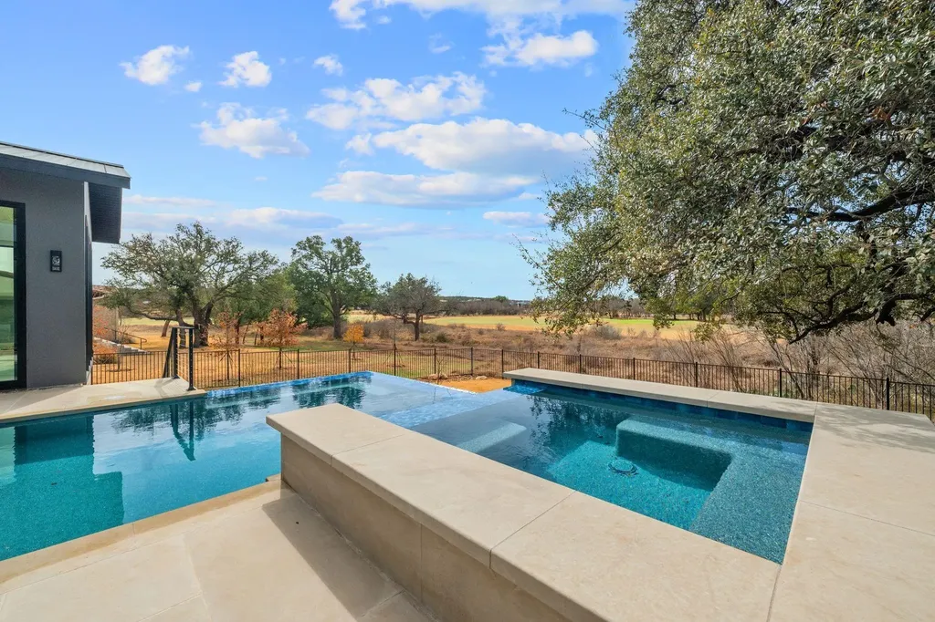 111 Orange Plume Horseshoe Bay TX 78657
