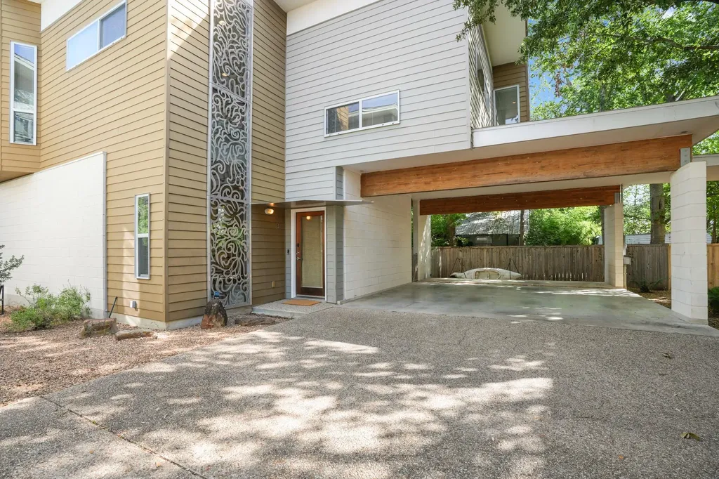 4418 Hank Avenue Austin TX 78745