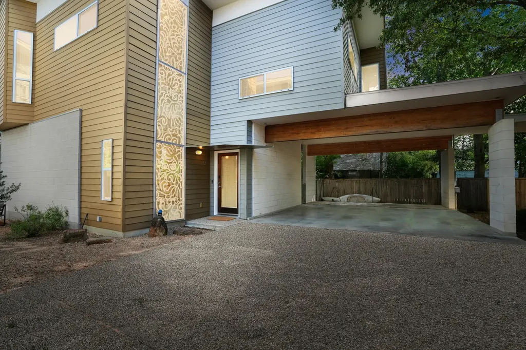 4418 Hank Avenue Austin TX 78745