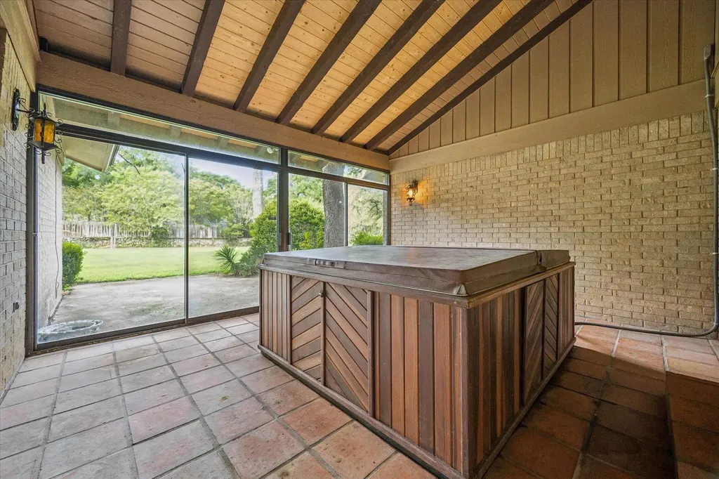 3910 Mcneil Drive Austin TX 78727
