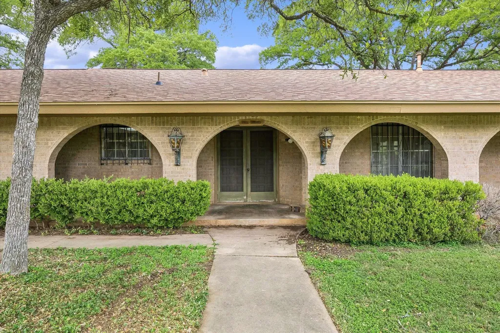 3910 Mcneil Drive Austin TX 78727
