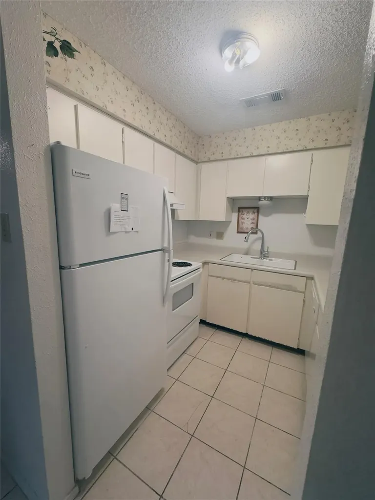 1202 Hi Stirrup Horseshoe Bay TX 78657