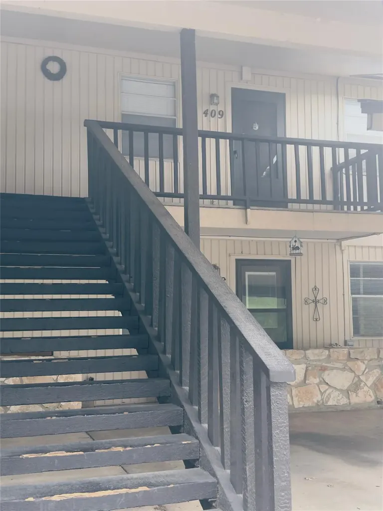 1202 Hi Stirrup Horseshoe Bay TX 78657