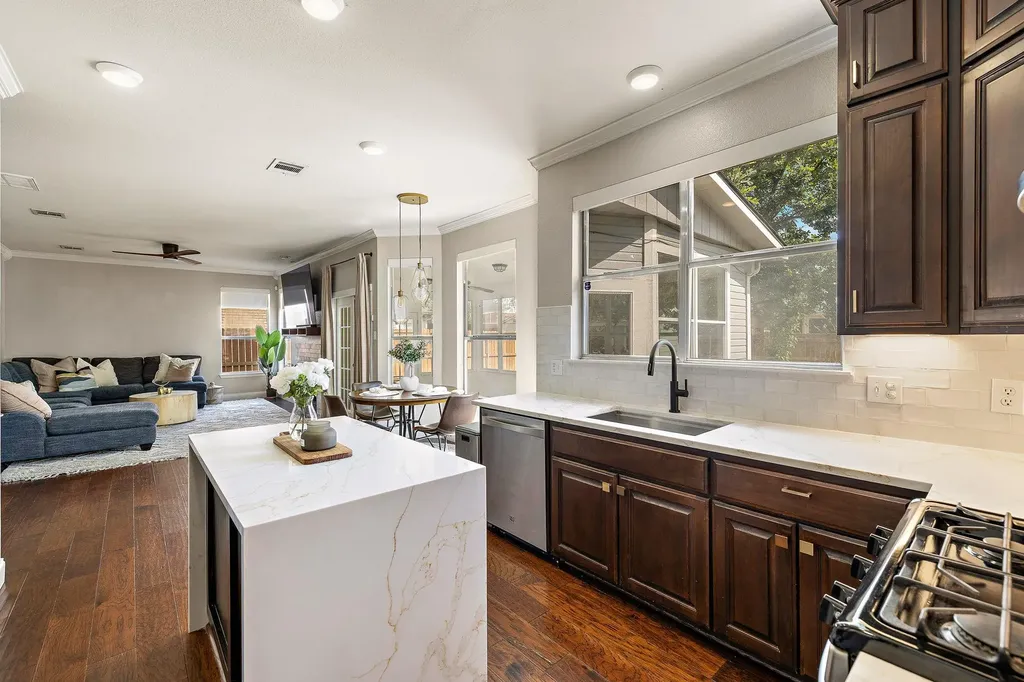 7116 Dagon Drive Austin TX 78754
