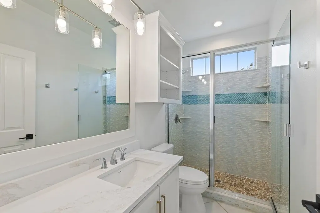 4605 Wild Cow Cove Spicewood TX 78669