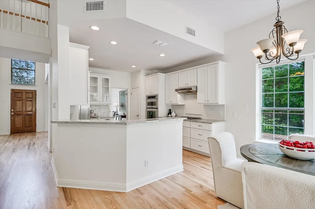4028 Walnut Clay Drive Austin TX 78731