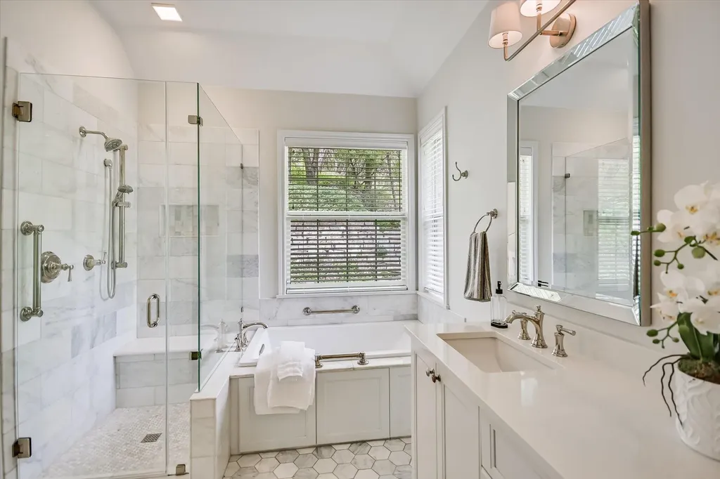 4028 Walnut Clay Drive Austin TX 78731