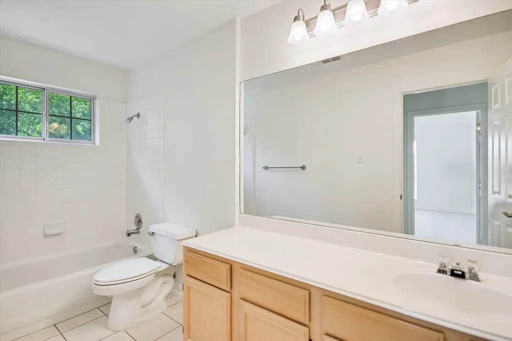 4028 Walnut Clay Drive Austin TX 78731
