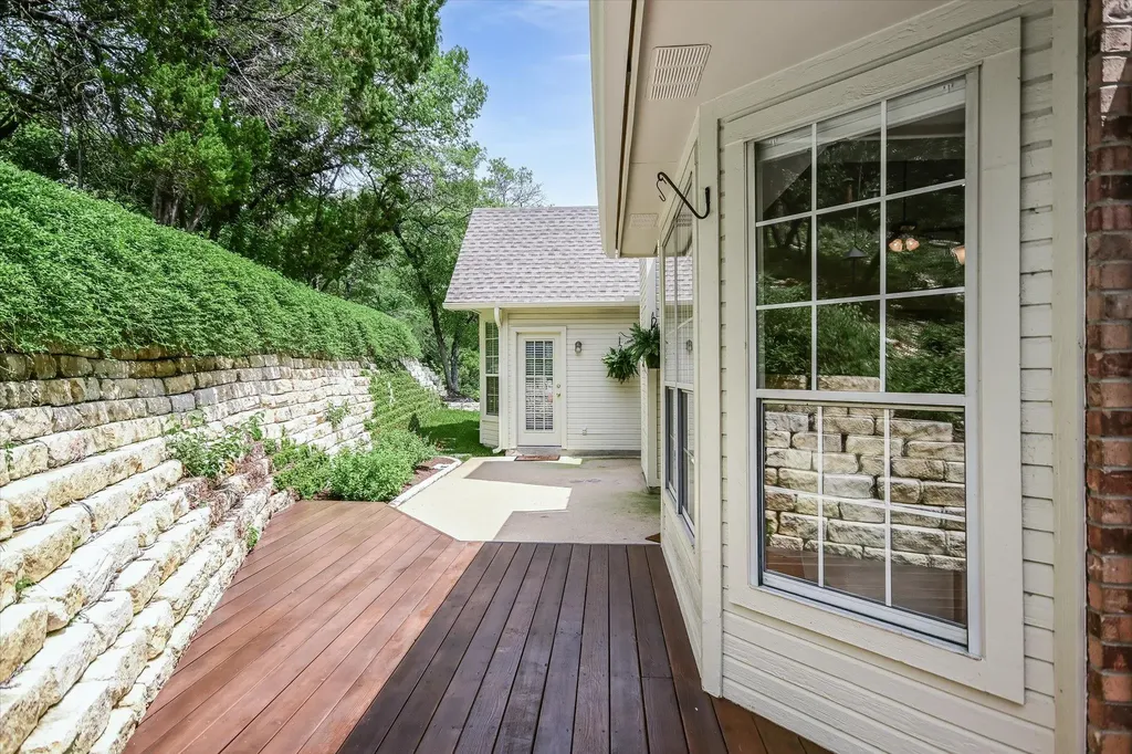 4028 Walnut Clay Drive Austin TX 78731
