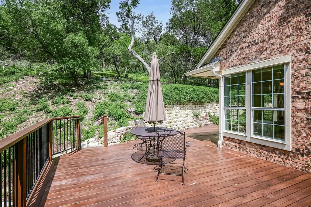 4028 Walnut Clay Drive Austin TX 78731