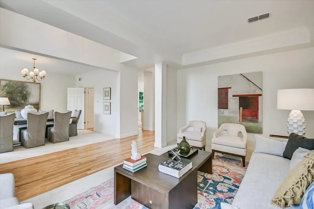 4028 Walnut Clay Drive Austin TX 78731