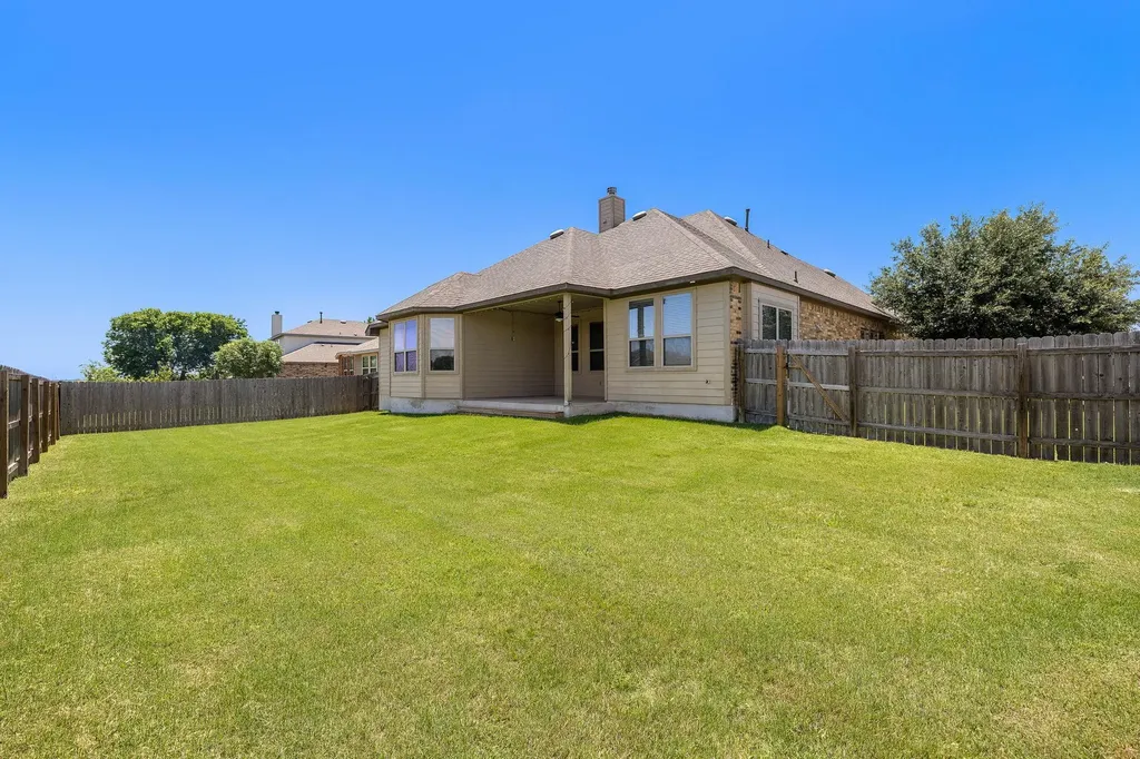 6901 Leonardo Drive Round Rock TX 78665