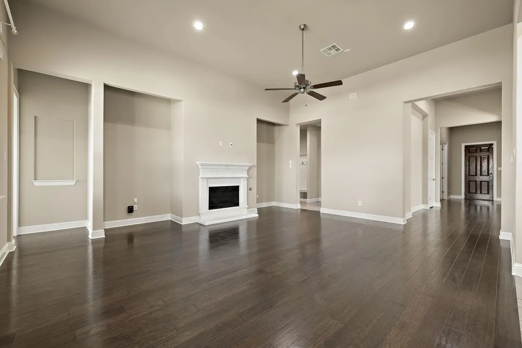 6901 Leonardo Drive Round Rock TX 78665