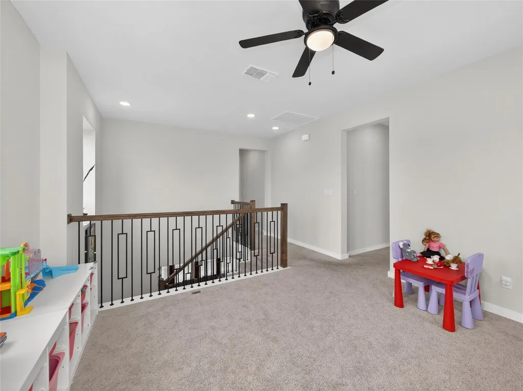 321 Lariat Loop Liberty Hill TX 78642