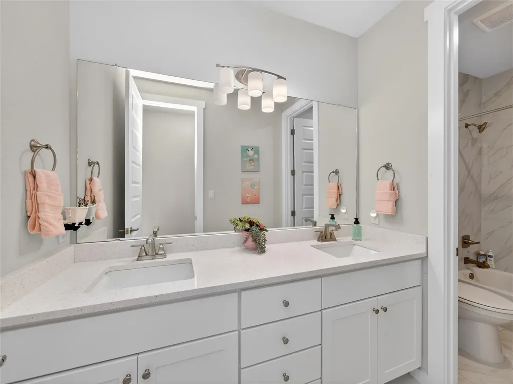 321 Lariat Loop Liberty Hill TX 78642