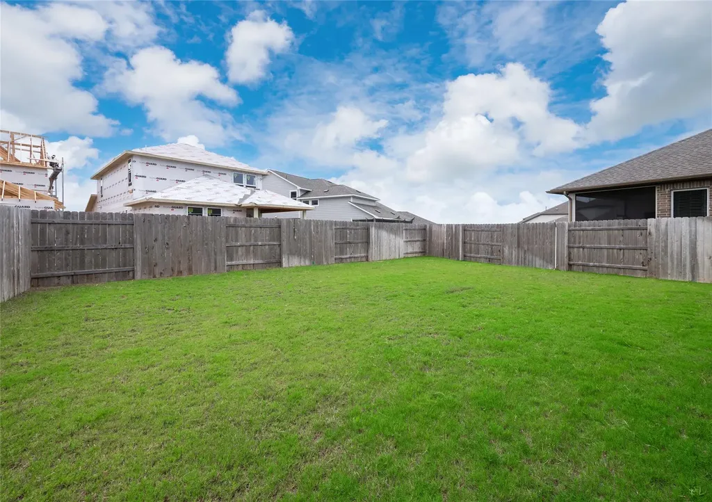 321 Lariat Loop Liberty Hill TX 78642
