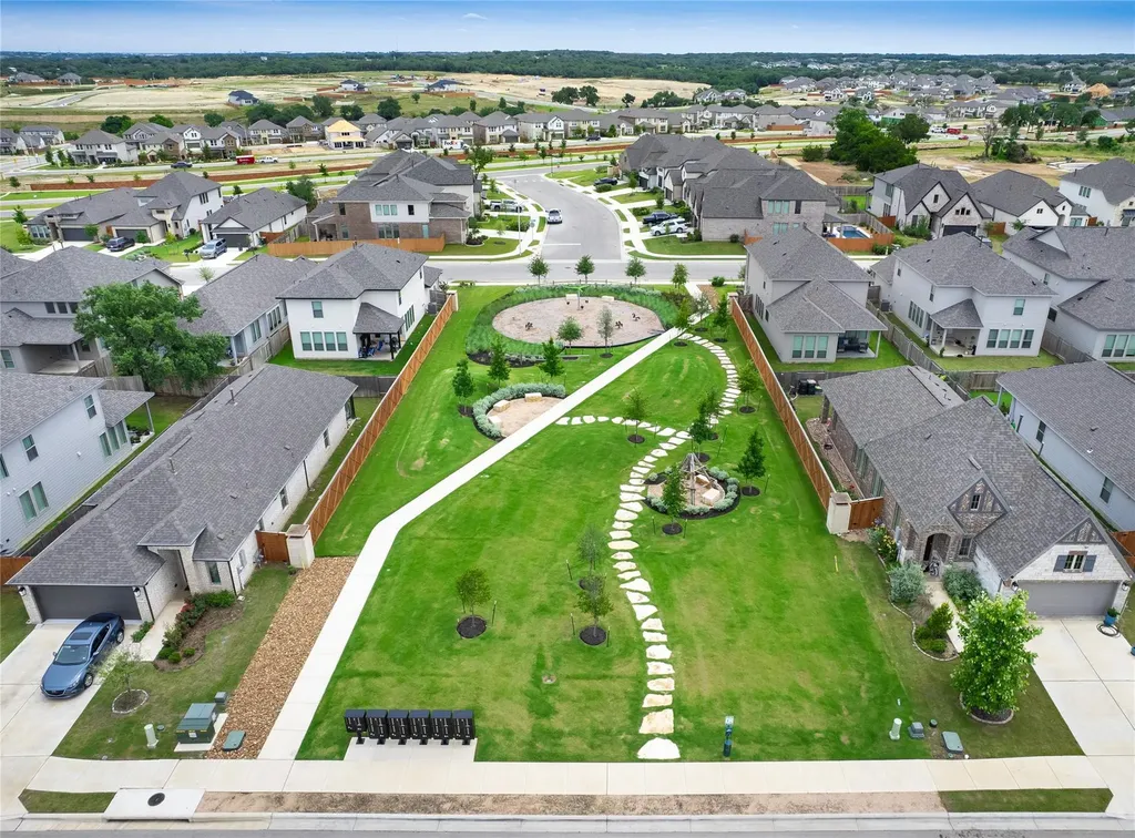 321 Lariat Loop Liberty Hill TX 78642